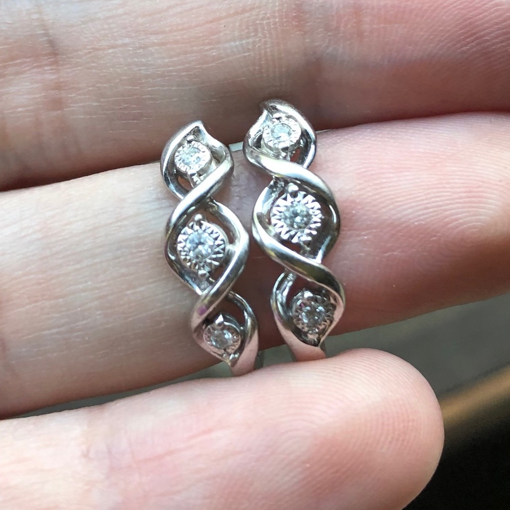 Kay Diamond Hoop Earrings - Picture 3 of 6